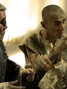 《远东第一监狱》：铁窗内外，人性炼狱，爱能否成为救赎的曙光？